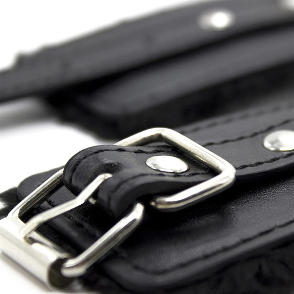 Set Bondage BDSM con Manette