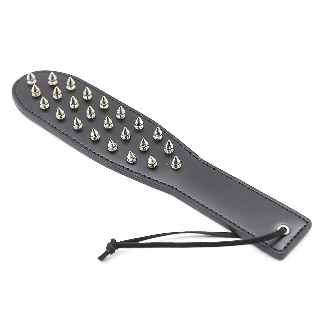 Paddle BDSM con Borchie Appuntite