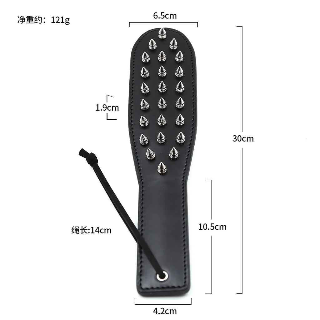 Paddle BDSM con Borchie Appuntite